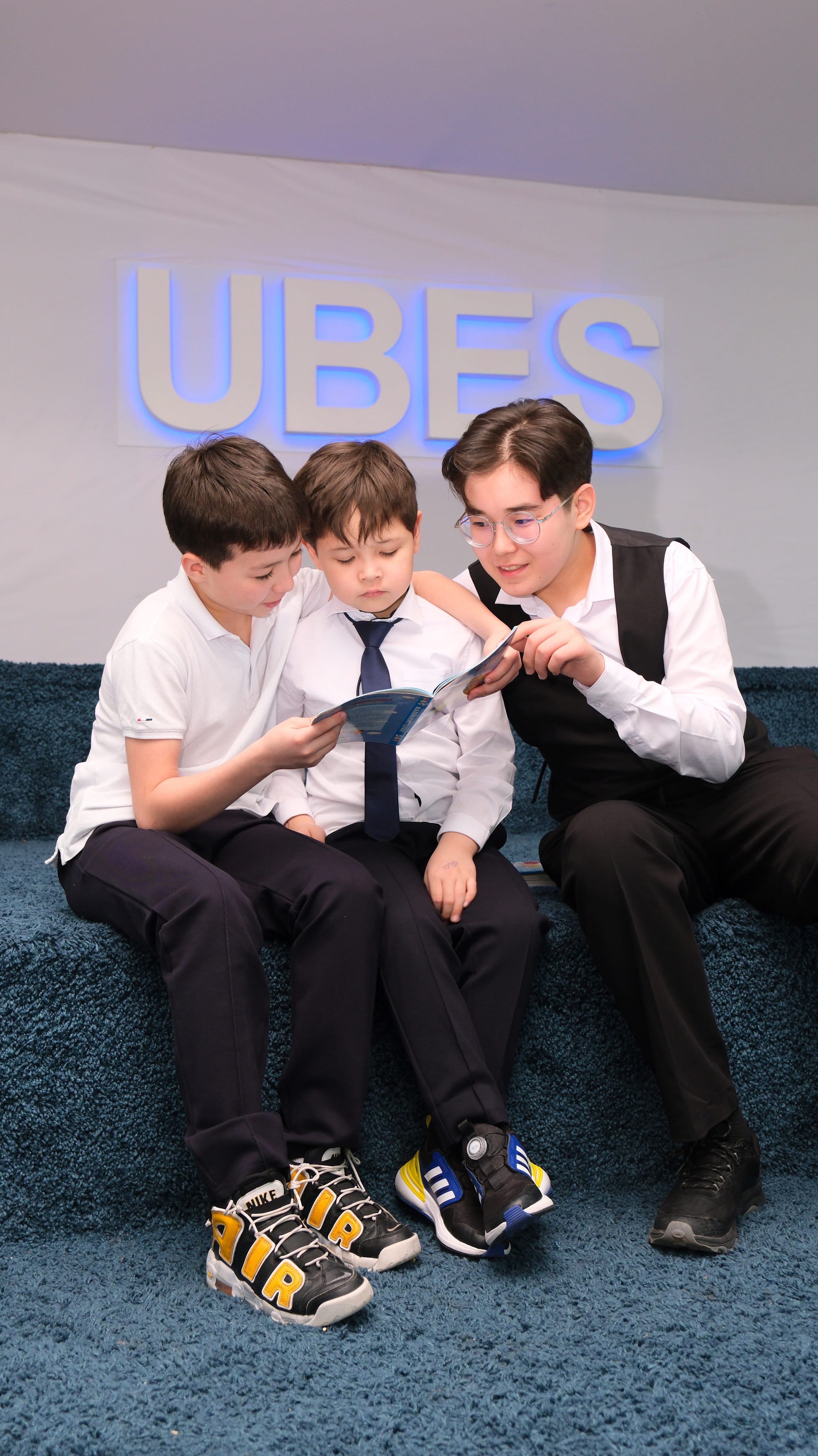 Студенты UBES